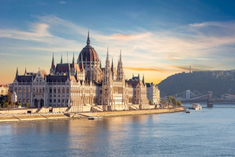 Budapest-Parliament-deal-adv.jpg